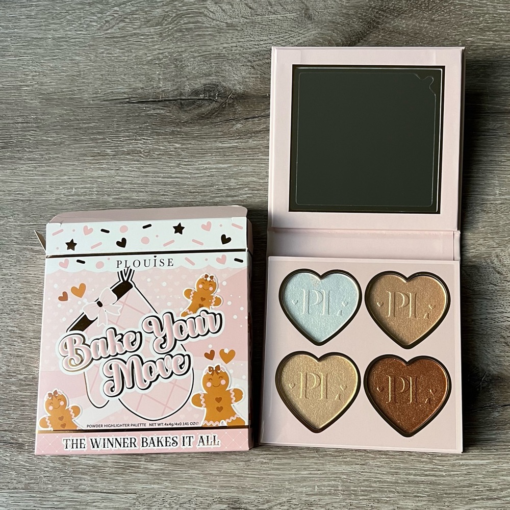 NEW! P.Louise Highlighter Palette from the 2023 Holiday Advent Calendar!